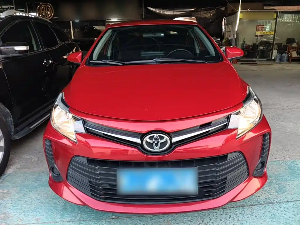 Toyota Vios — фото 2