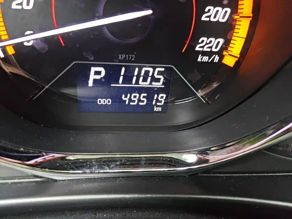 Toyota Yaris L — фото 8