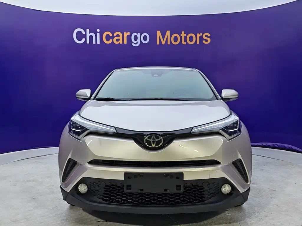Toyota C-HR — фото 2