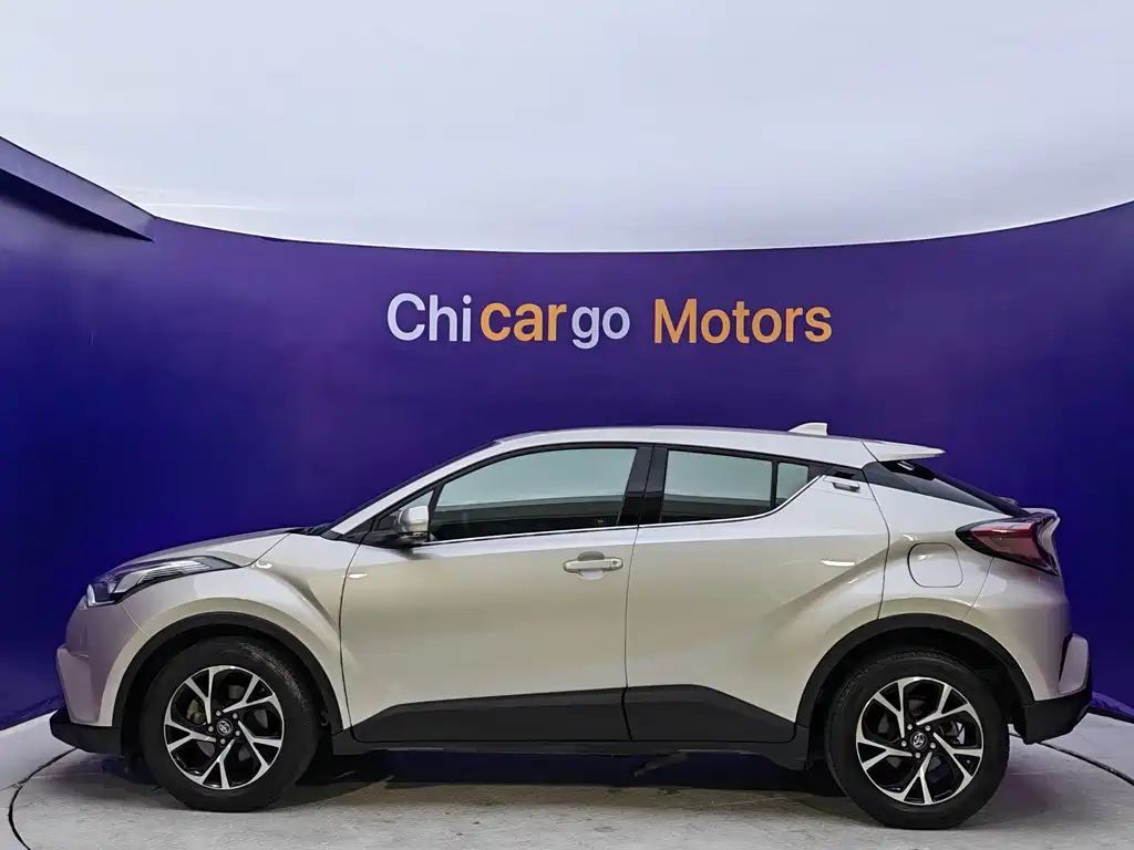Toyota C-HR — фото 3