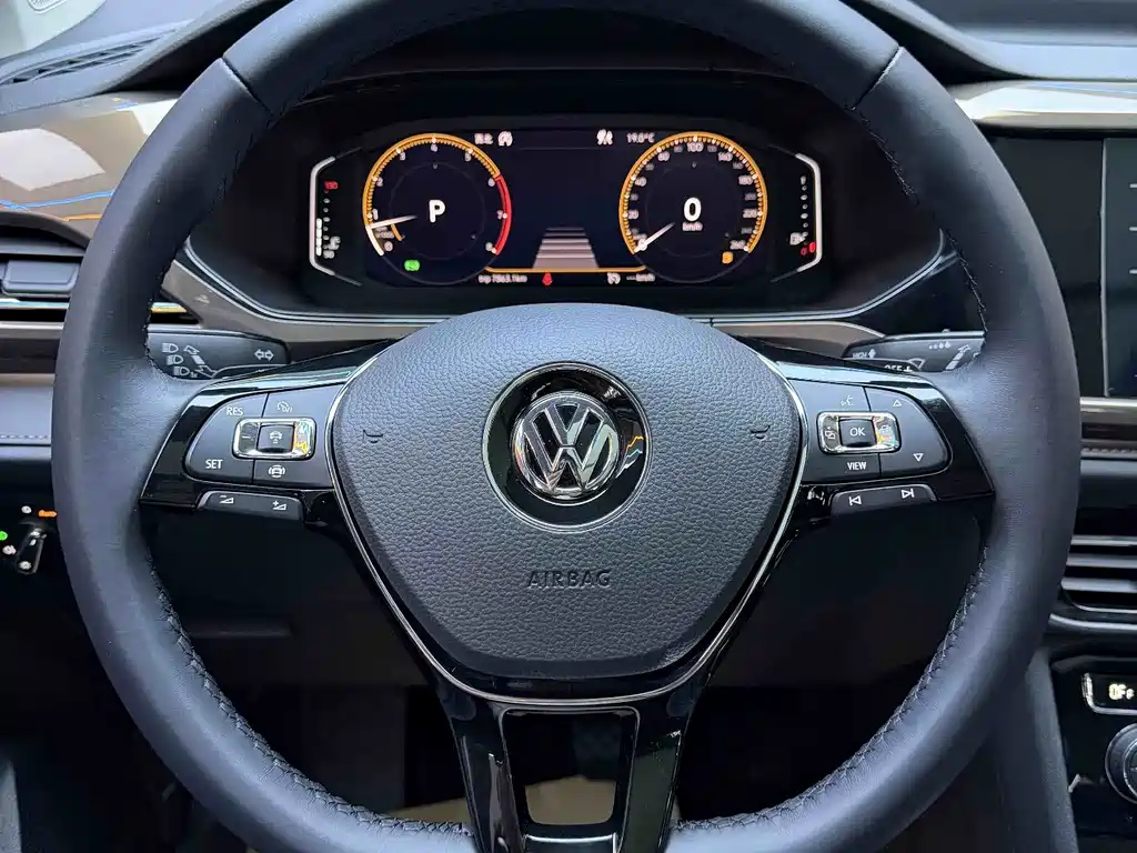 Volkswagen Tharu — фото 8