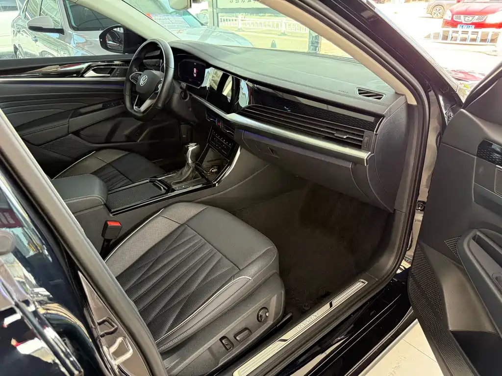 Volkswagen Passat — фото 10