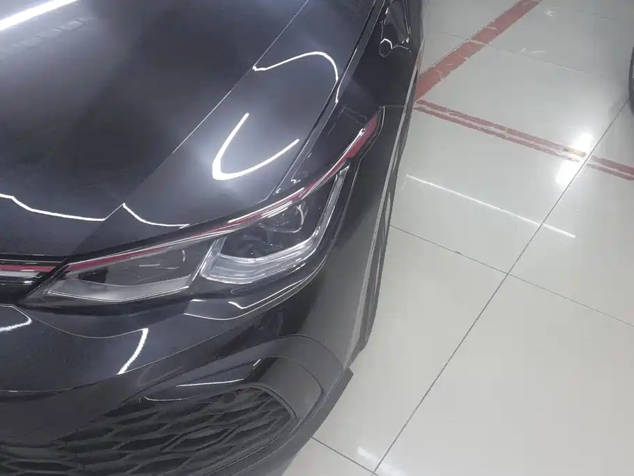 Volkswagen Golf GTI — фото 5