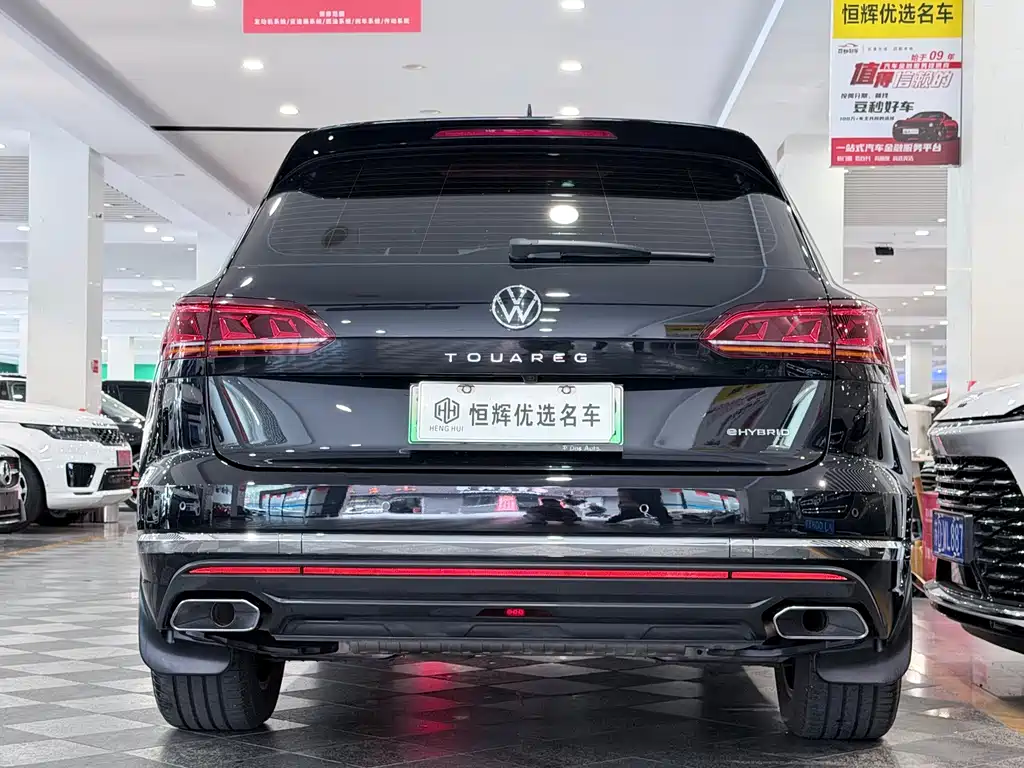 Volkswagen Touareg New Energy — фото 3