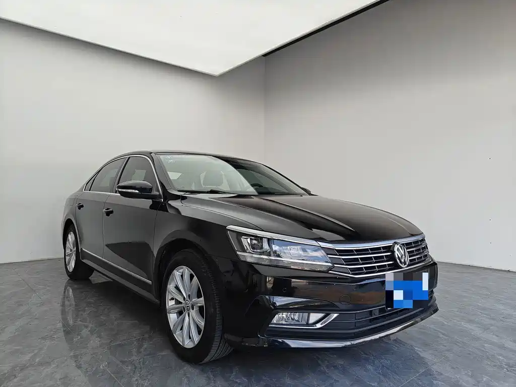 Volkswagen Passat — фото 3