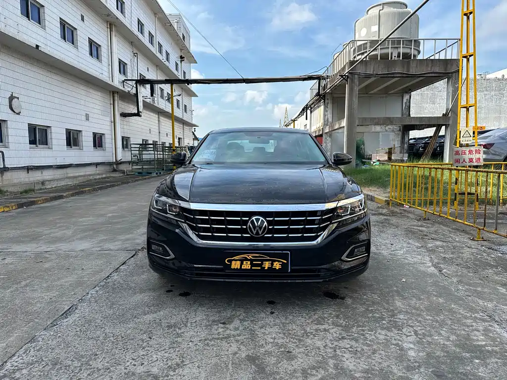 Volkswagen Passat — фото 2