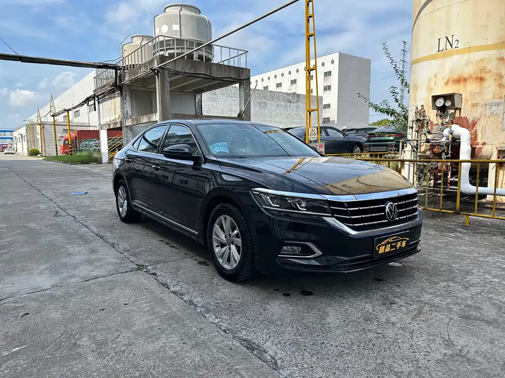 Volkswagen Passat — фото 3