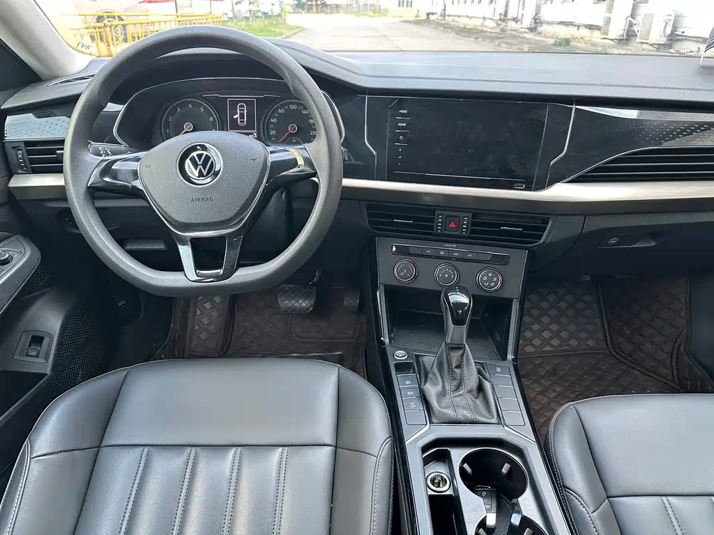 Volkswagen Passat — фото 9