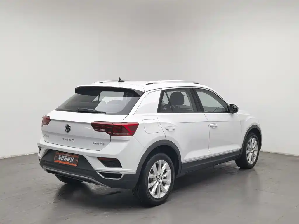 Volkswagen T-Roc — фото 2