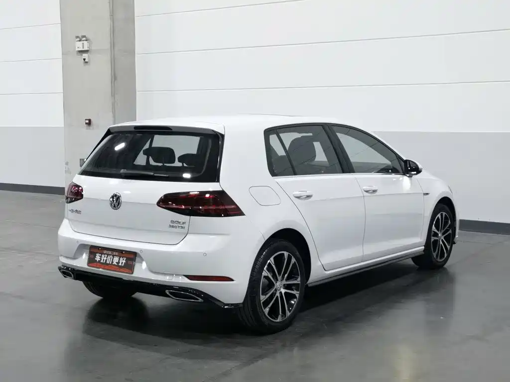 Volkswagen Golf — фото 2