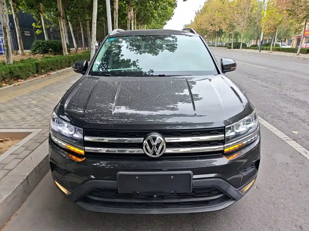 Volkswagen Tharu — фото 2