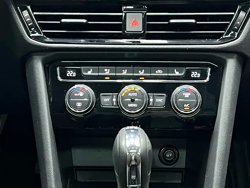 Volkswagen Tharu — фото 25