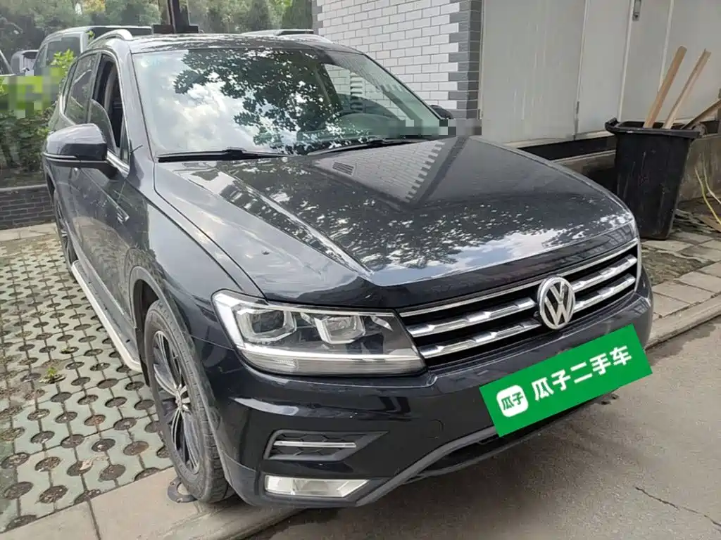Volkswagen Tiguan L — фото 3
