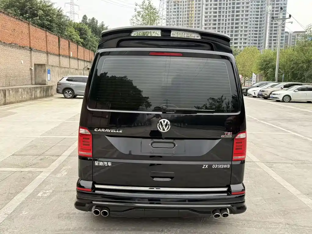Volkswagen Caravelle — фото 10