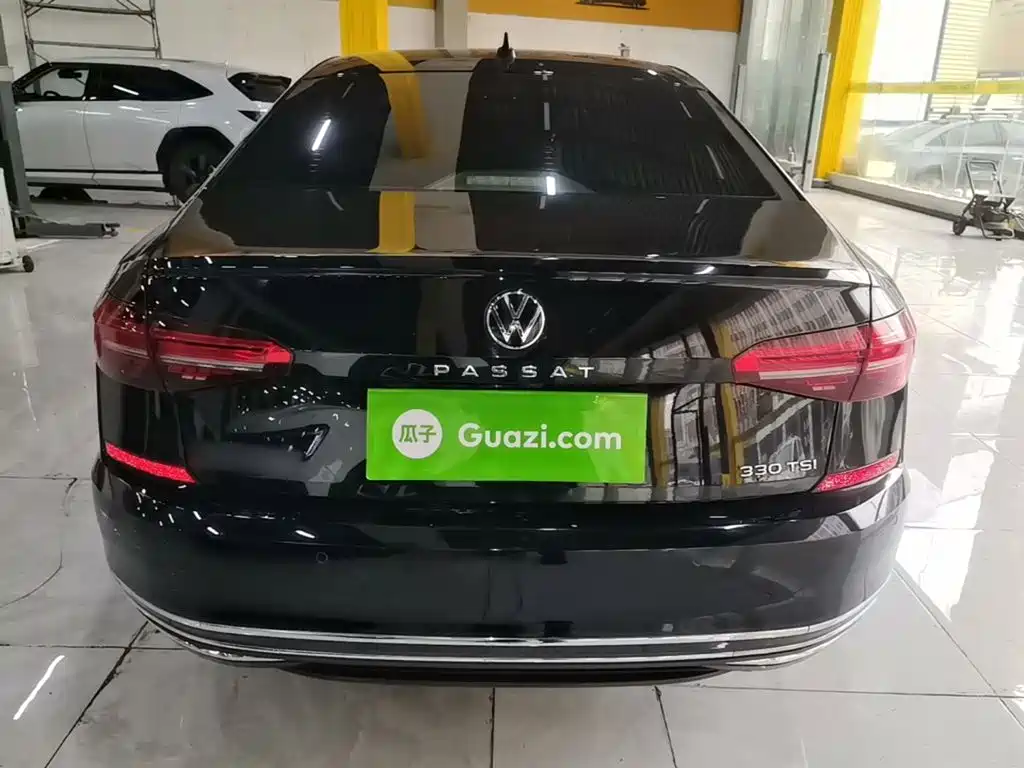 Volkswagen Passat — фото 5