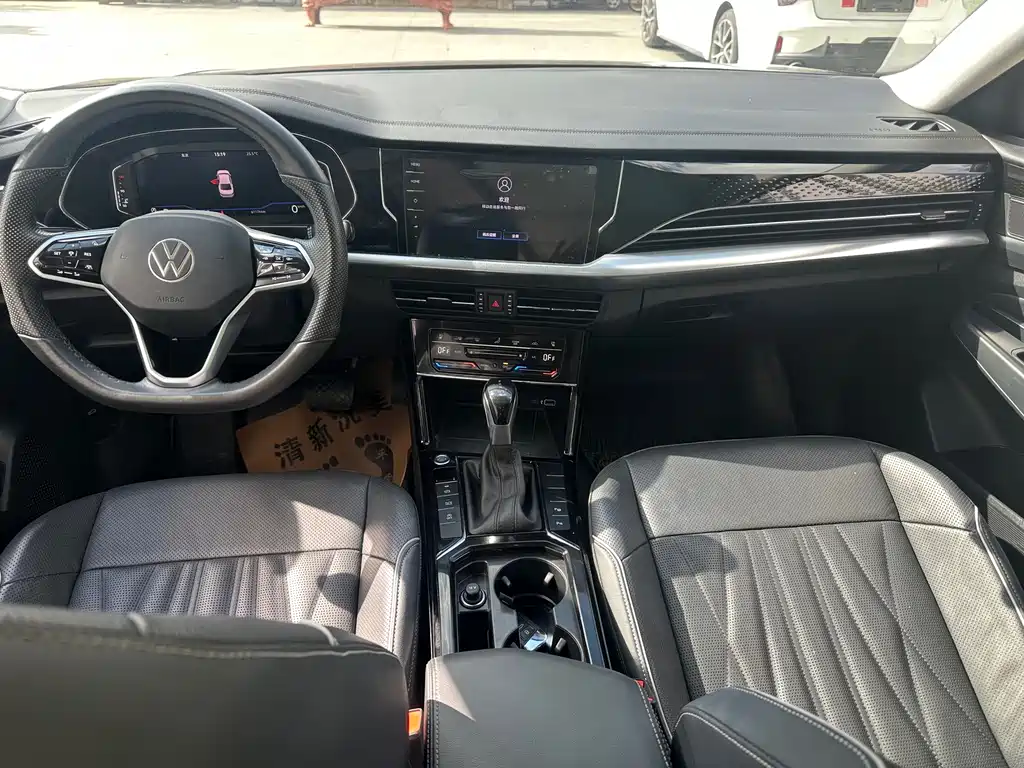 Volkswagen Passat — фото 6
