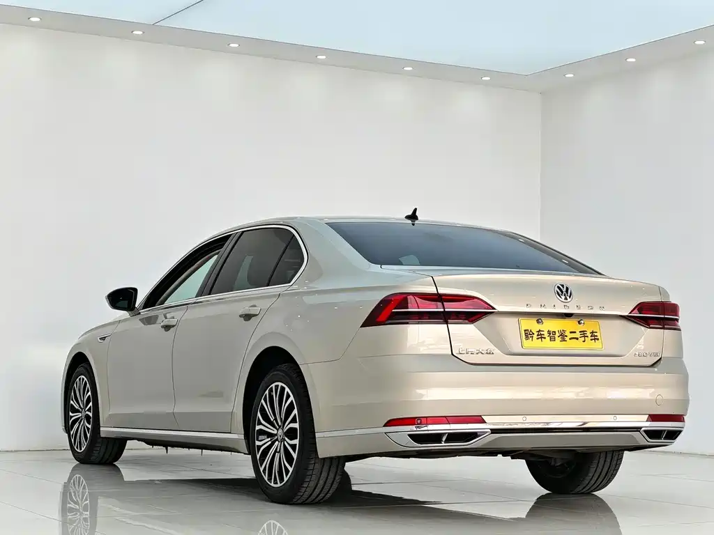 Volkswagen Phideon — фото 4