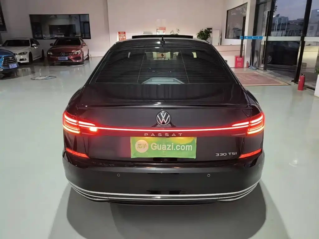 Volkswagen Passat — фото 5