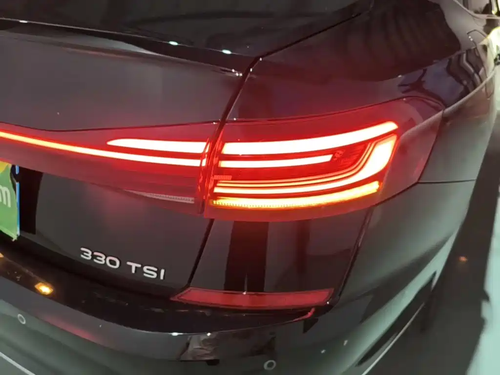 Volkswagen Passat — фото 7