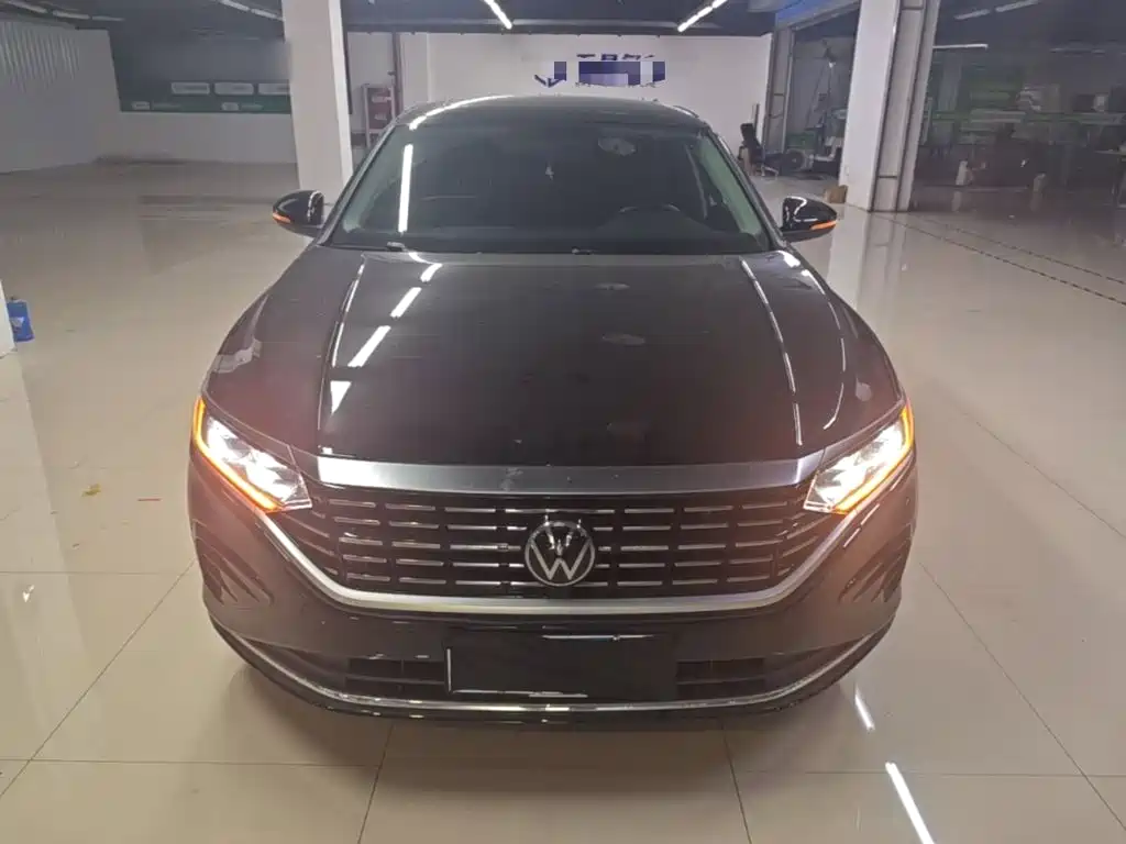 Volkswagen Passat — фото 2