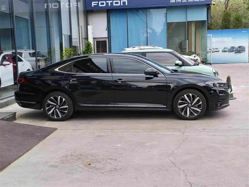 Volkswagen Passat — фото 3
