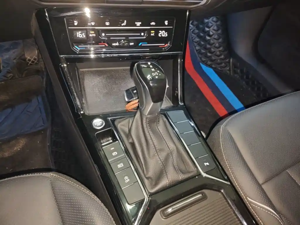 Volkswagen Passat — фото 13