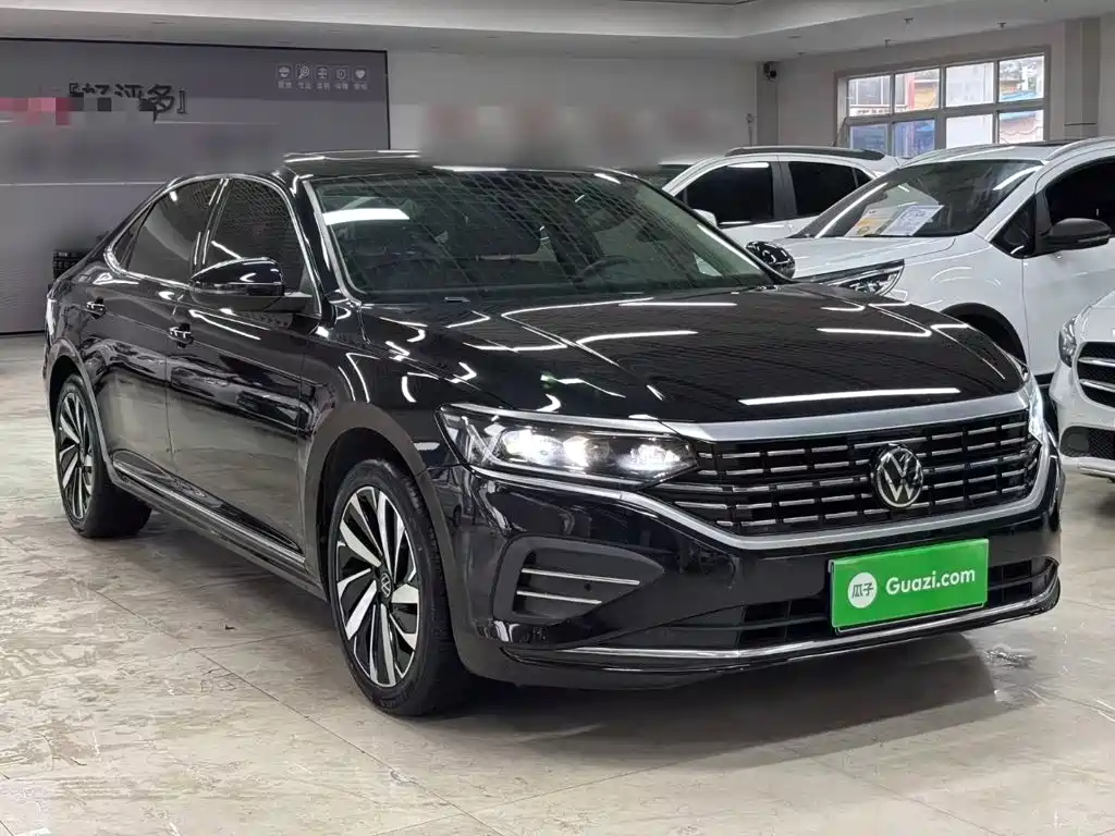 Volkswagen Passat — фото 3