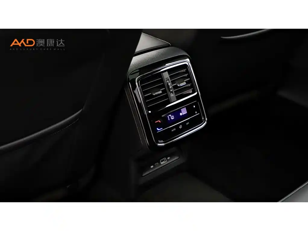 Volkswagen Passat — фото 9