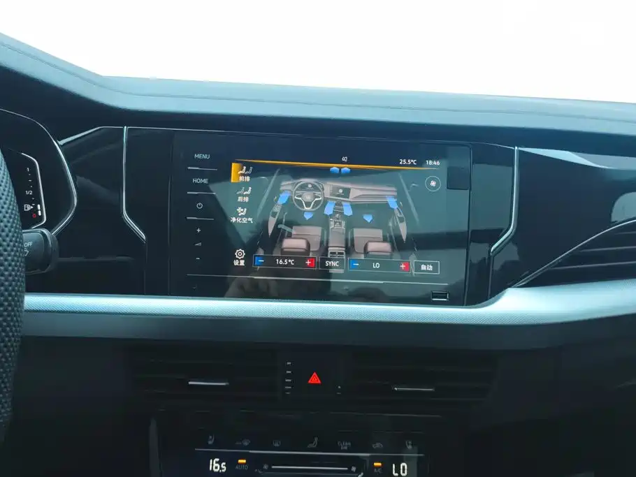 Volkswagen Passat — фото 13