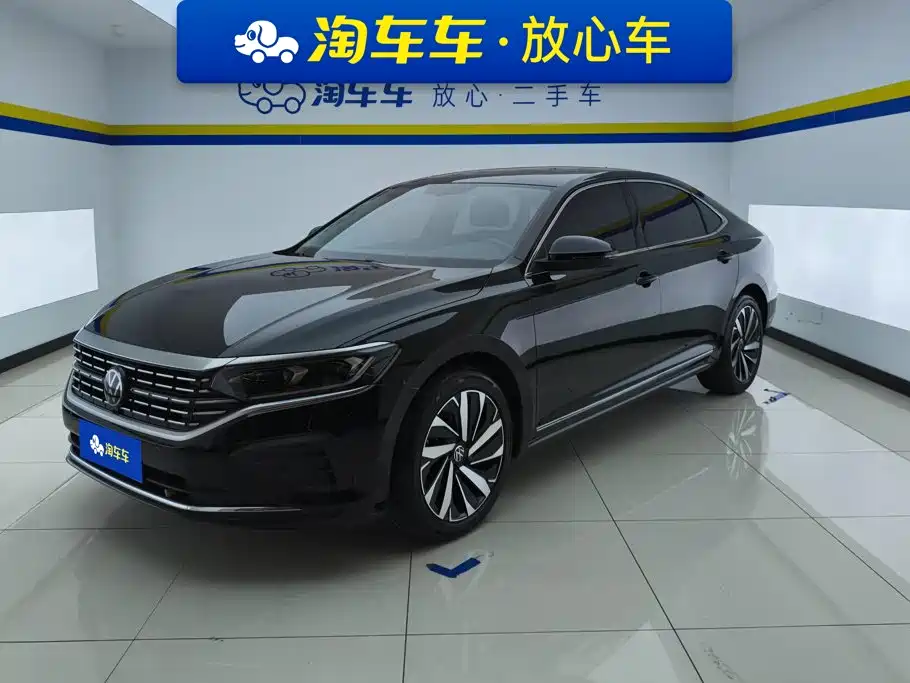 Volkswagen Passat — фото 1
