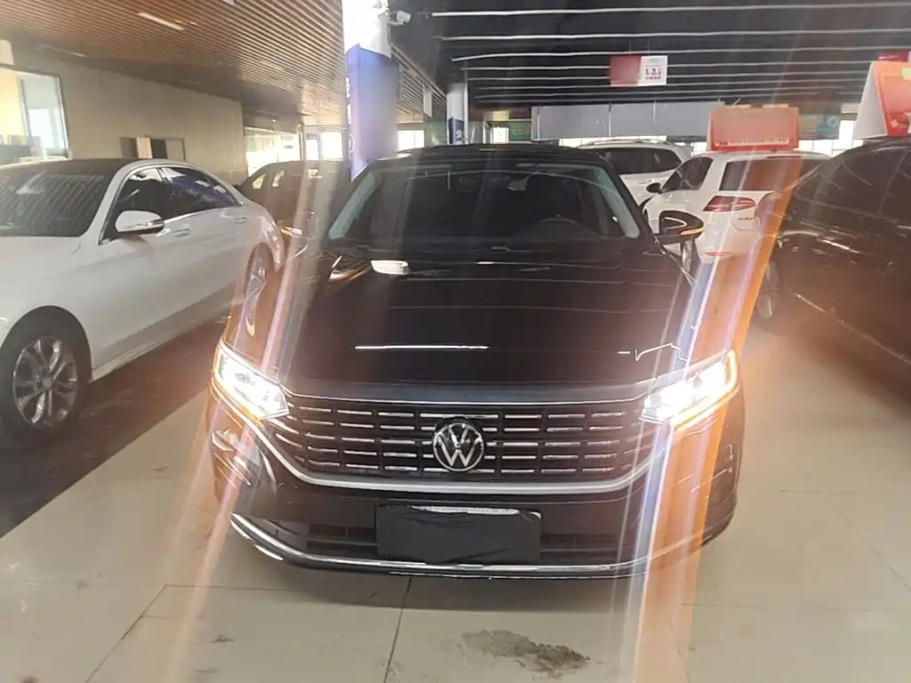 Volkswagen Passat — фото 2