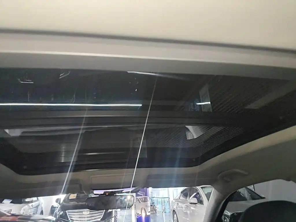 Volkswagen Passat — фото 17