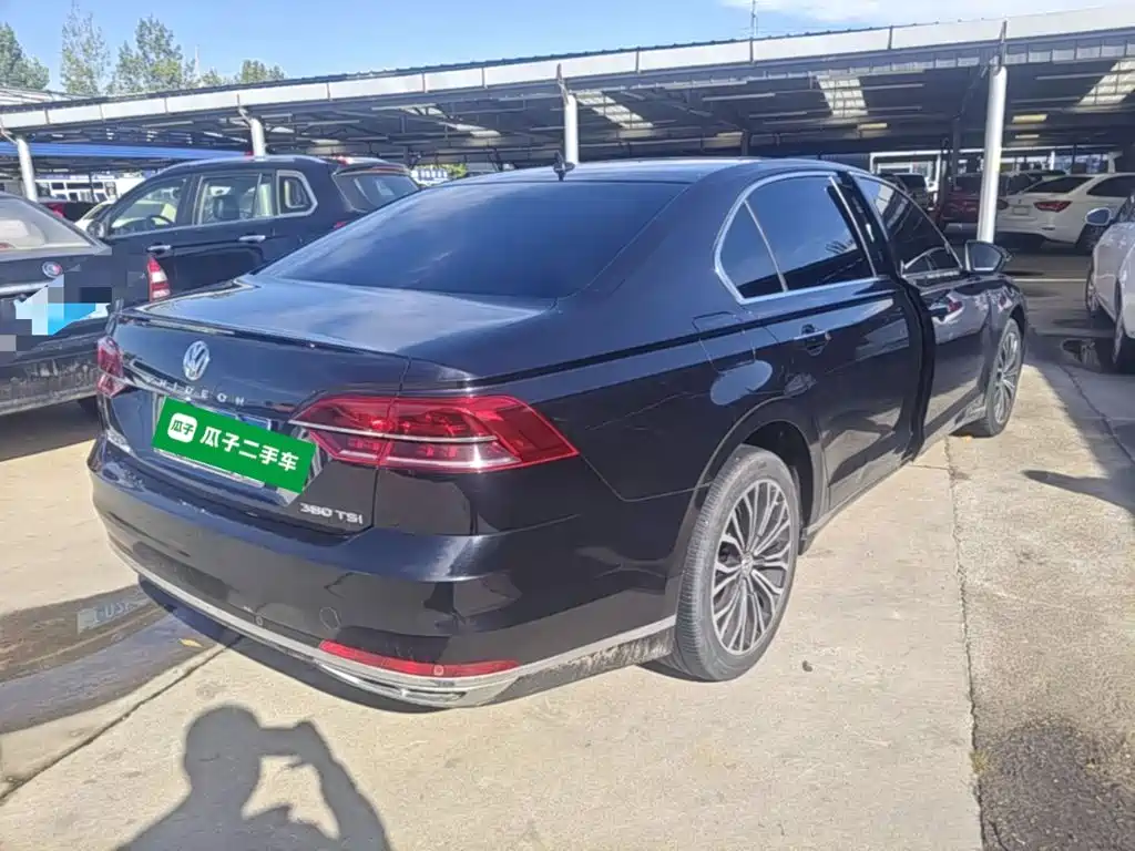 Volkswagen Phideon — фото 6