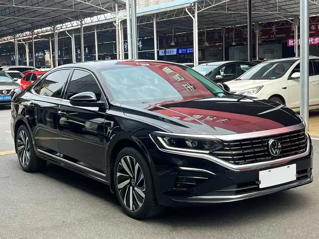Volkswagen Passat — фото 3