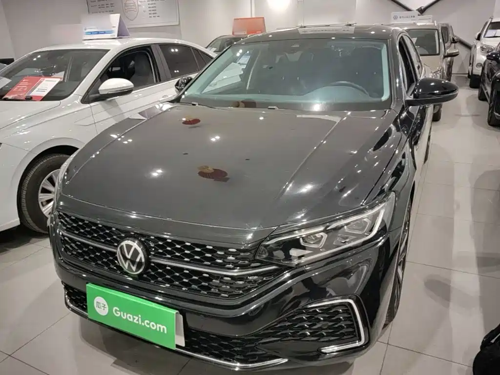 Volkswagen Passat — фото 2