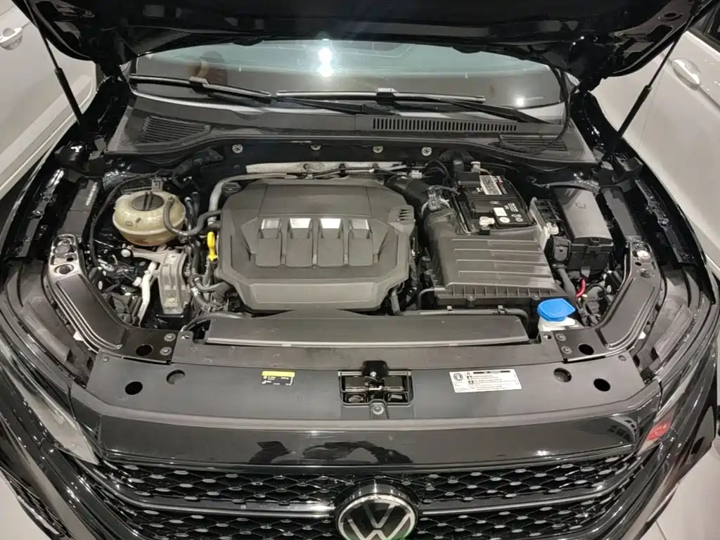 Volkswagen Passat — фото 19