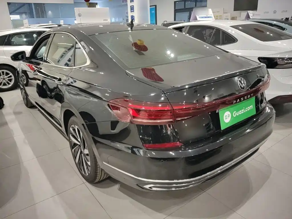 Volkswagen Passat — фото 4
