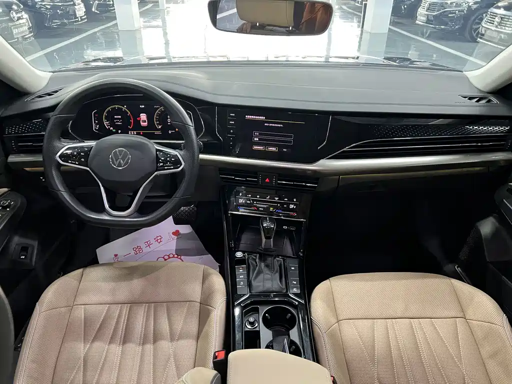 Volkswagen Passat — фото 6