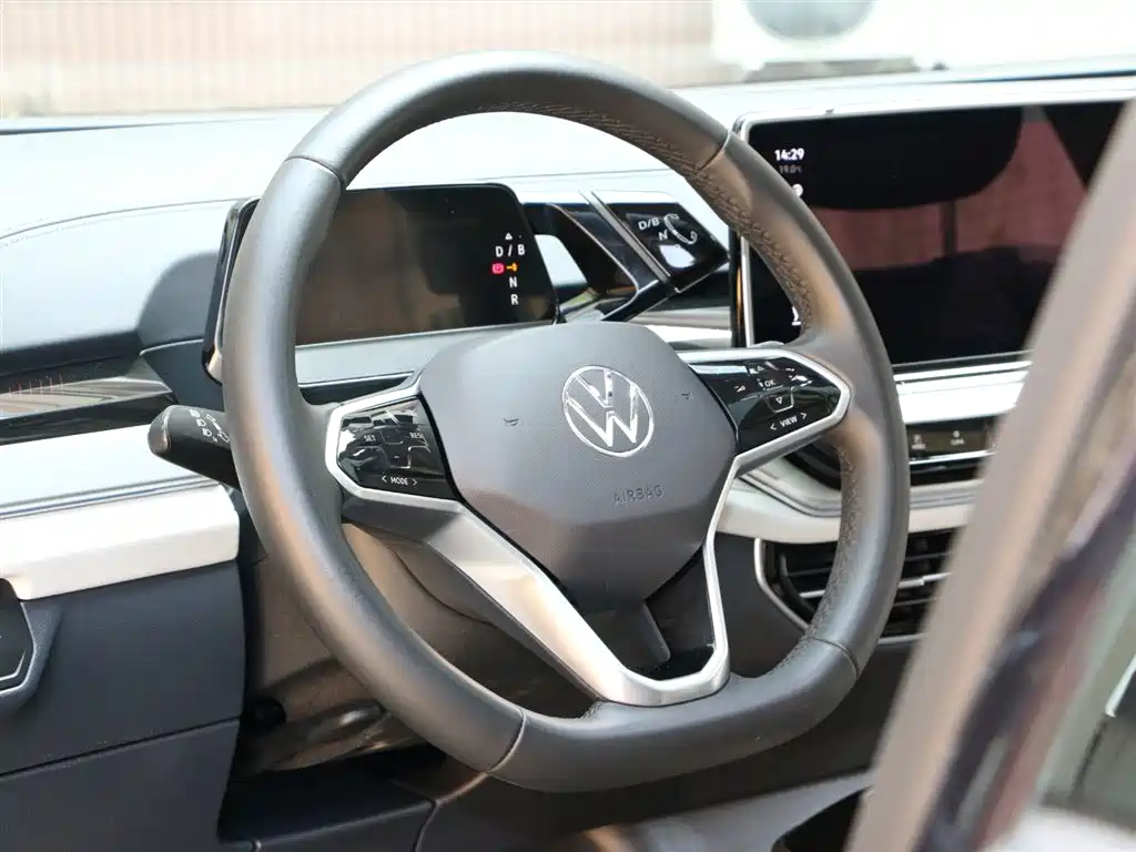Volkswagen ID.6 Crozz — фото 17