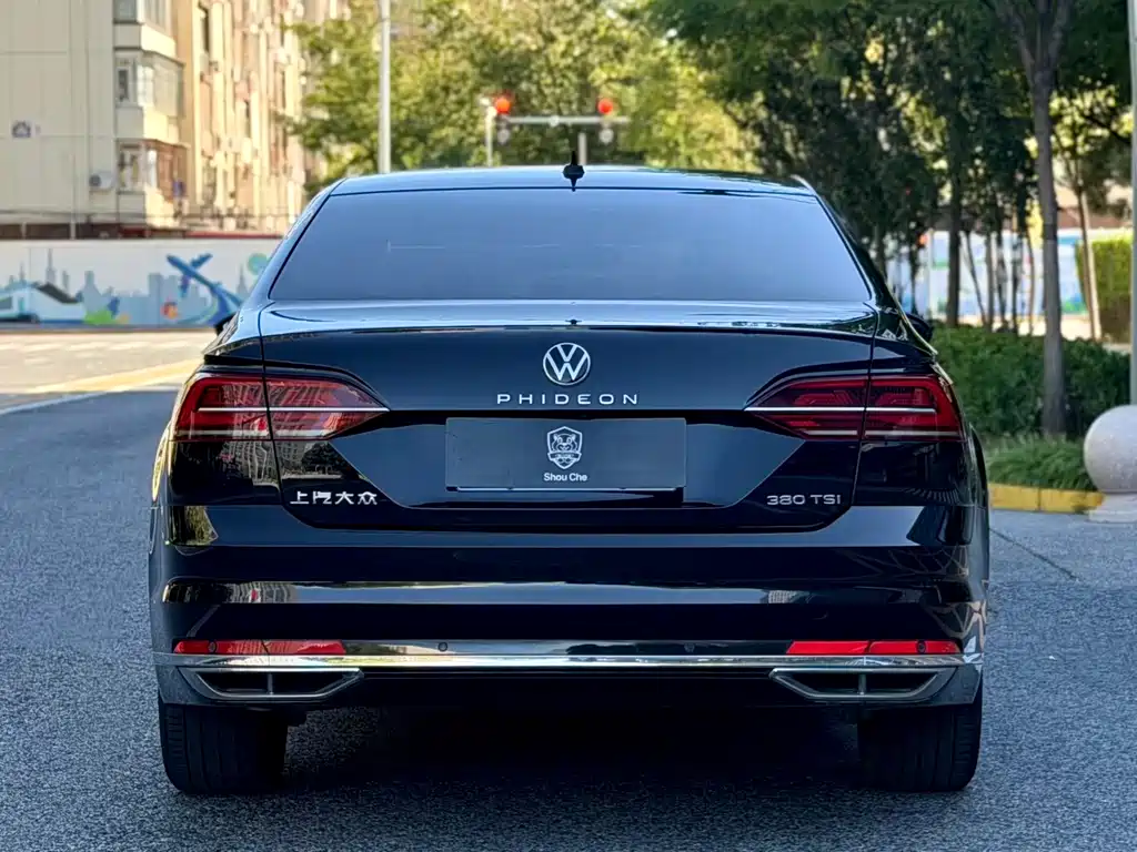 Volkswagen Phideon — фото 5