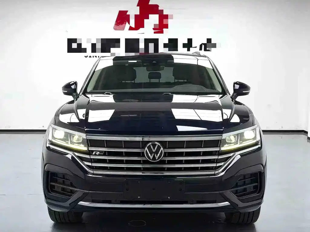 Volkswagen Touareg — фото 2