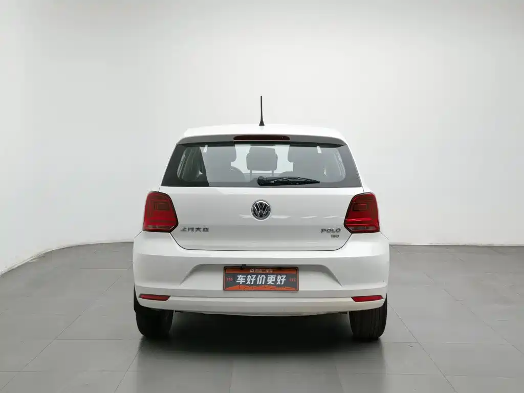 Volkswagen Polo — фото 4