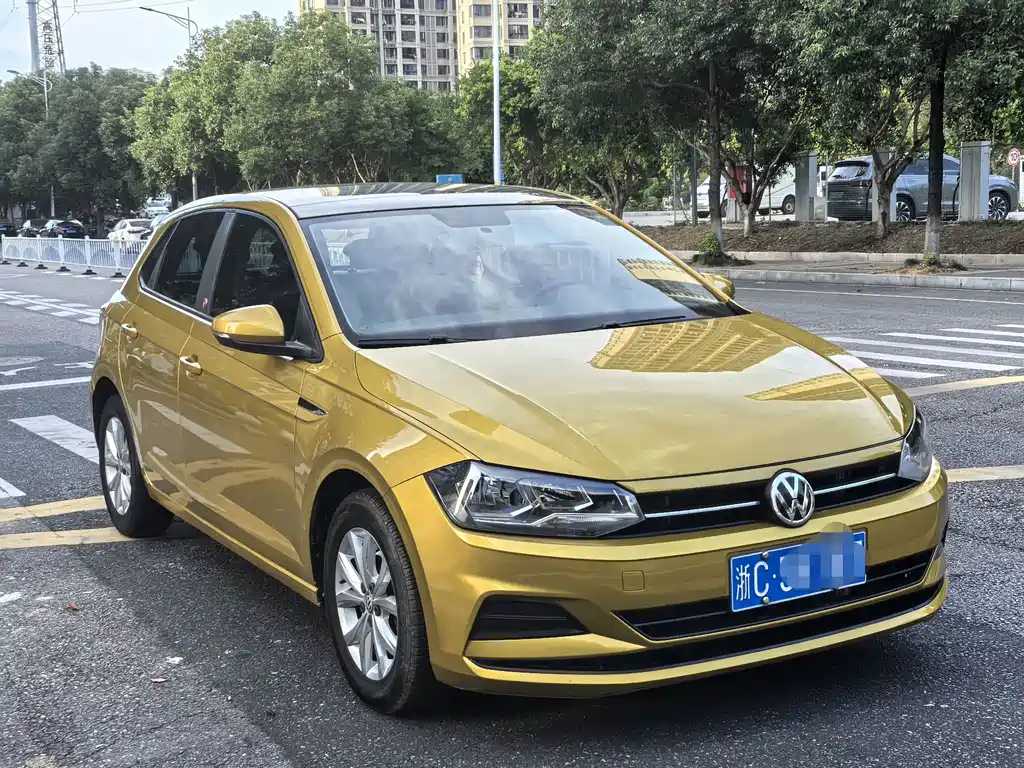 Volkswagen Polo — фото 3