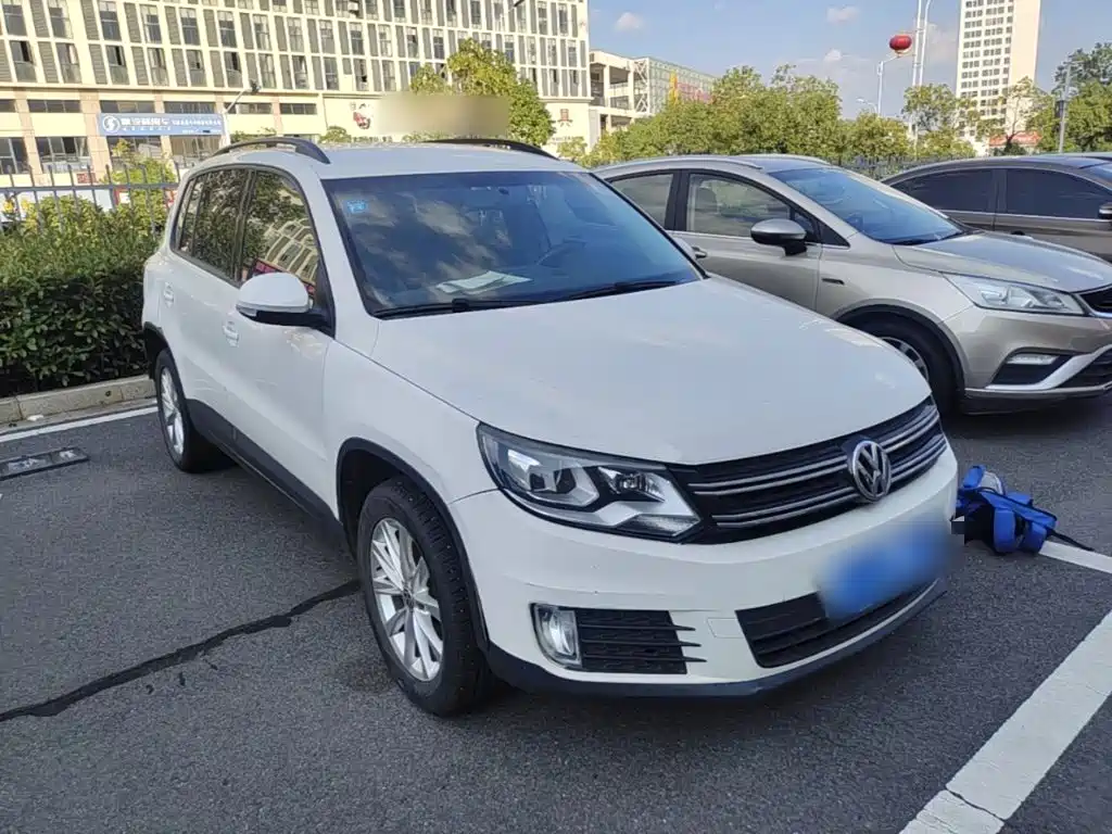 Volkswagen Tiguan — фото 3