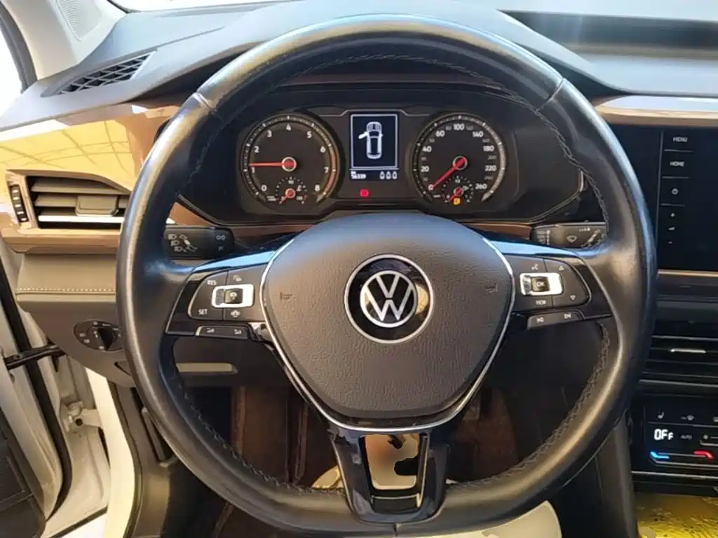 Volkswagen Tharu — фото 10