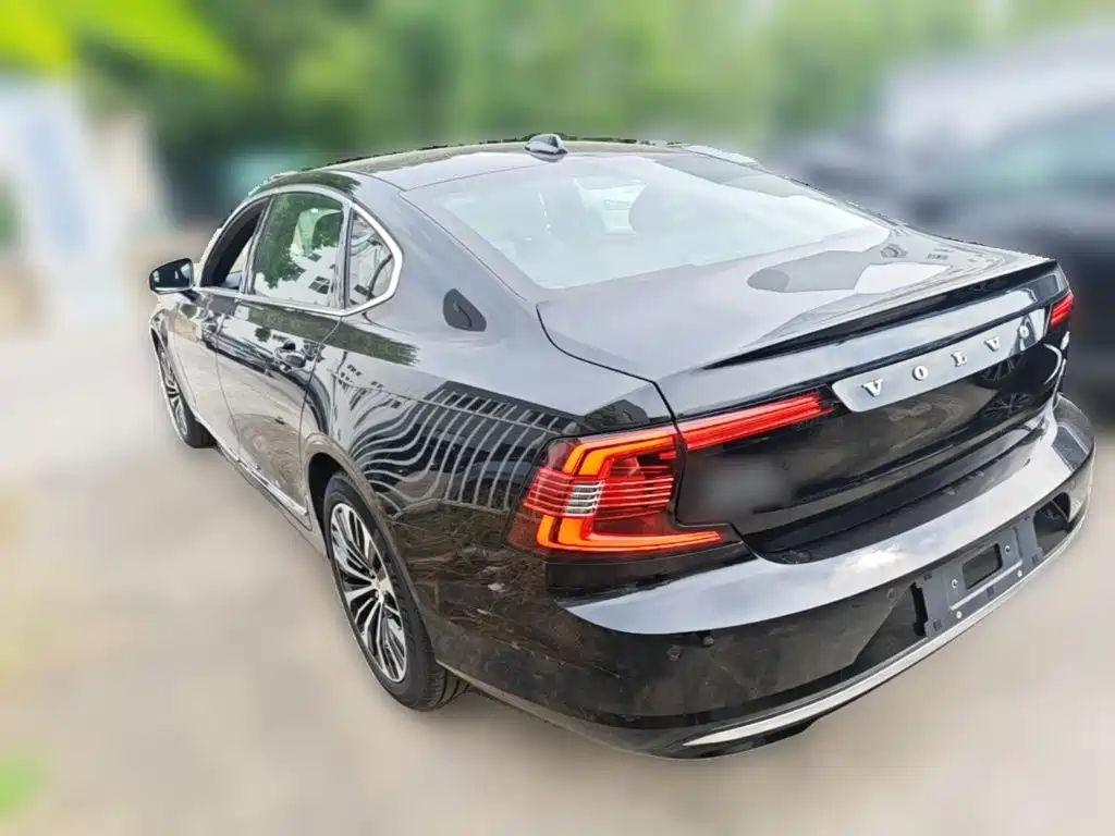 Volvo S90 — фото 6