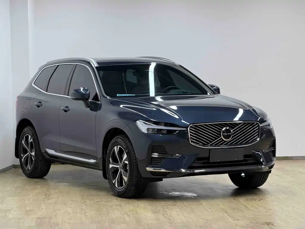 Volvo XC60 — фото 3