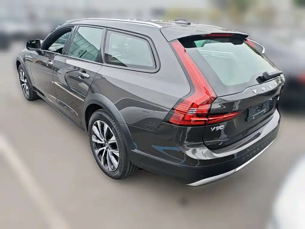 Volvo V90 — фото 6