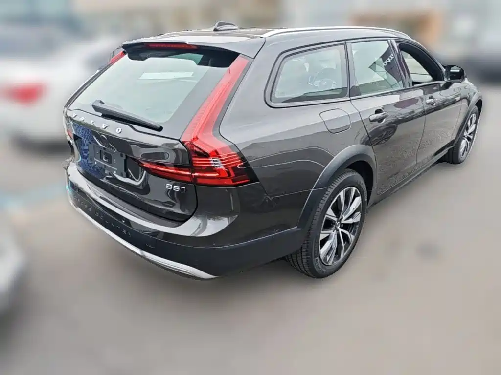 Volvo V90 — фото 9