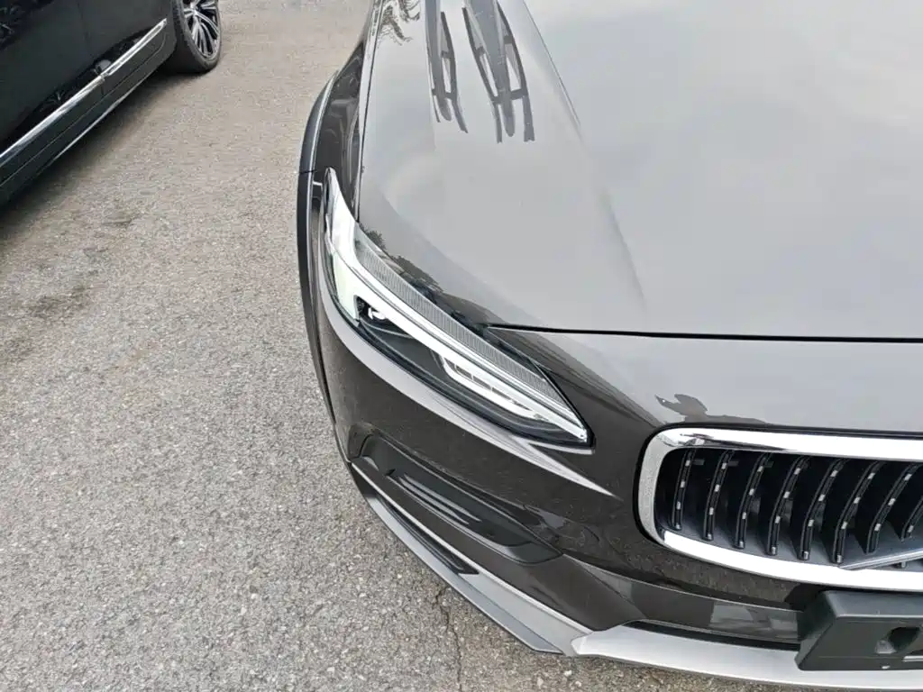 Volvo V90 — фото 10
